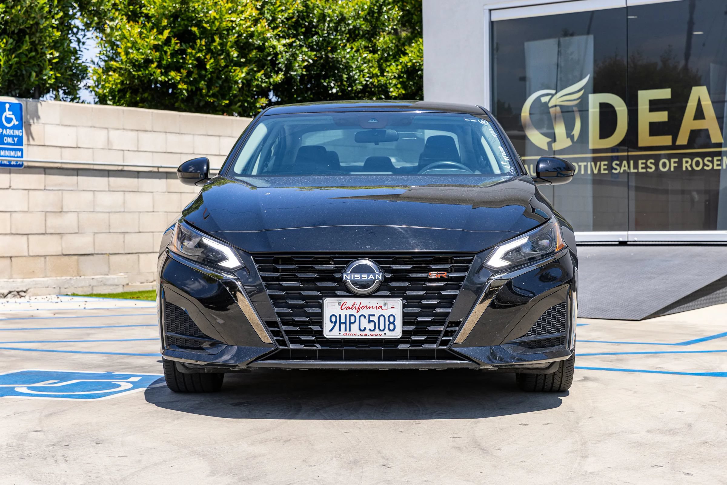 Used 2024 Nissan Altima 2.5 SR FWD image 3