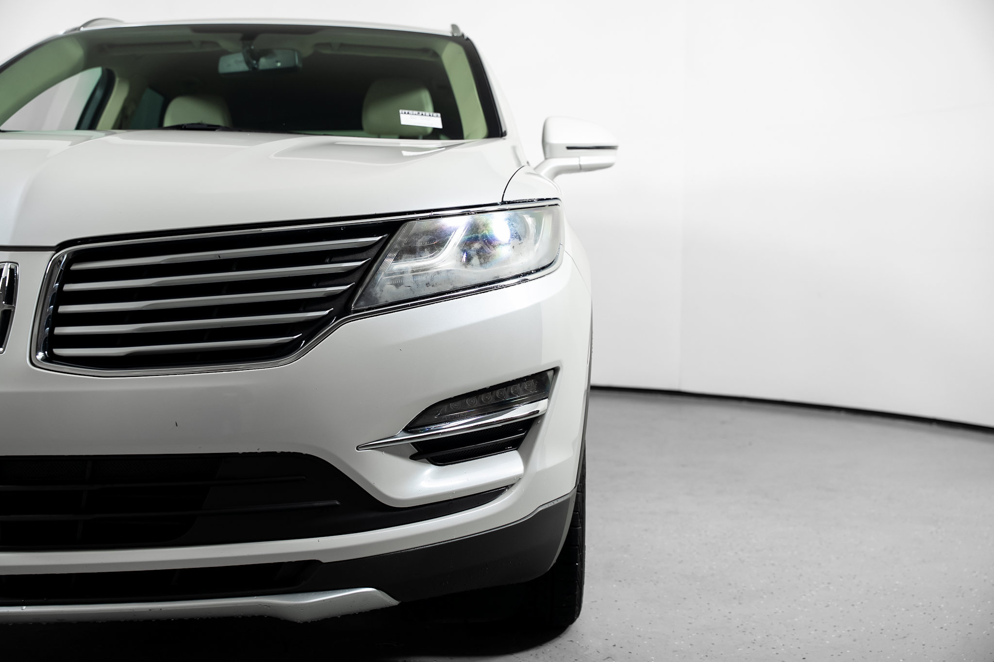 Used 2015 Lincoln MKC FWD w/ Equipment Group 101A Select image 19