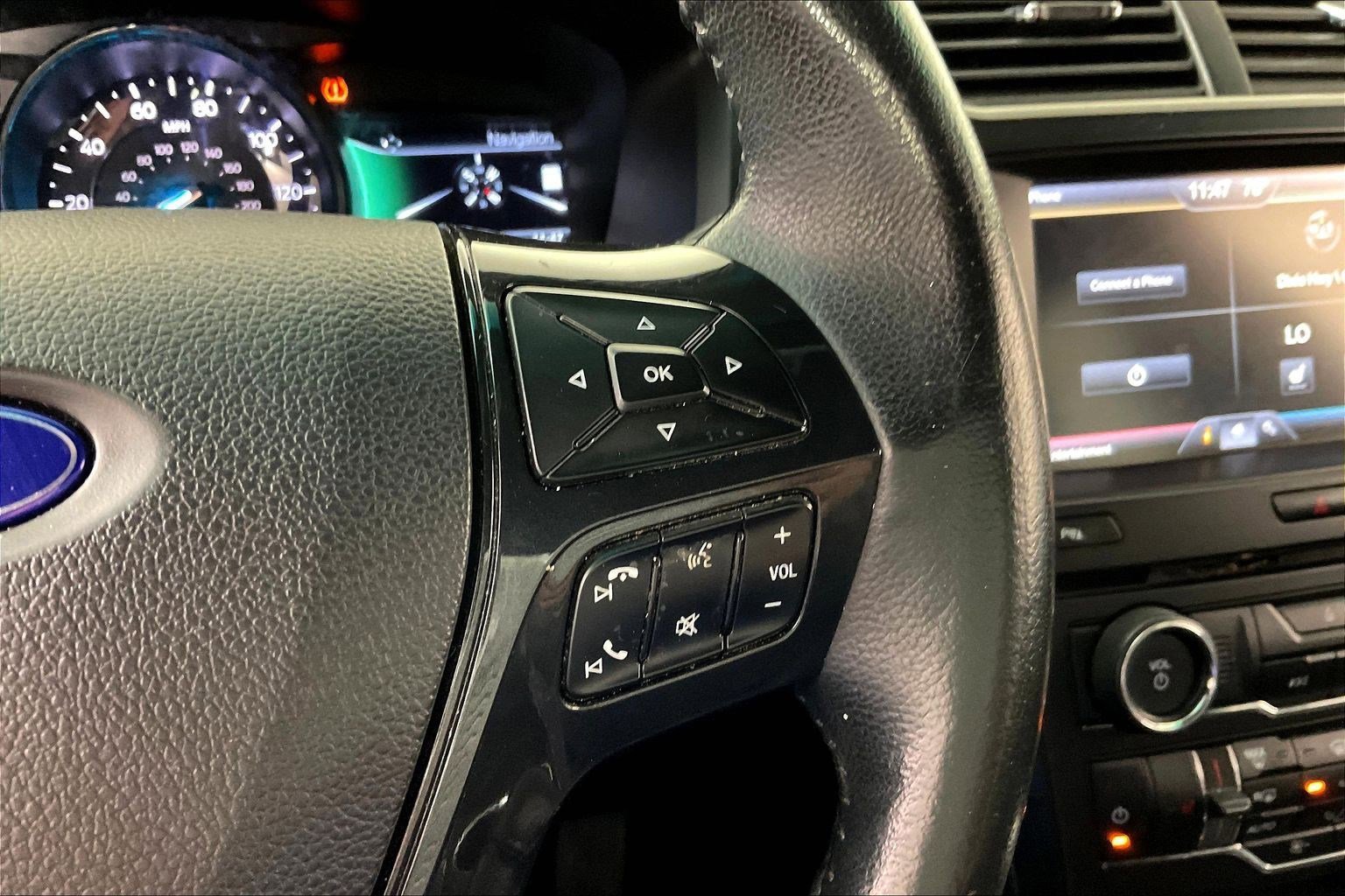 Used 2016 Ford Explorer XLT w/ Equipment Group 202A image 12