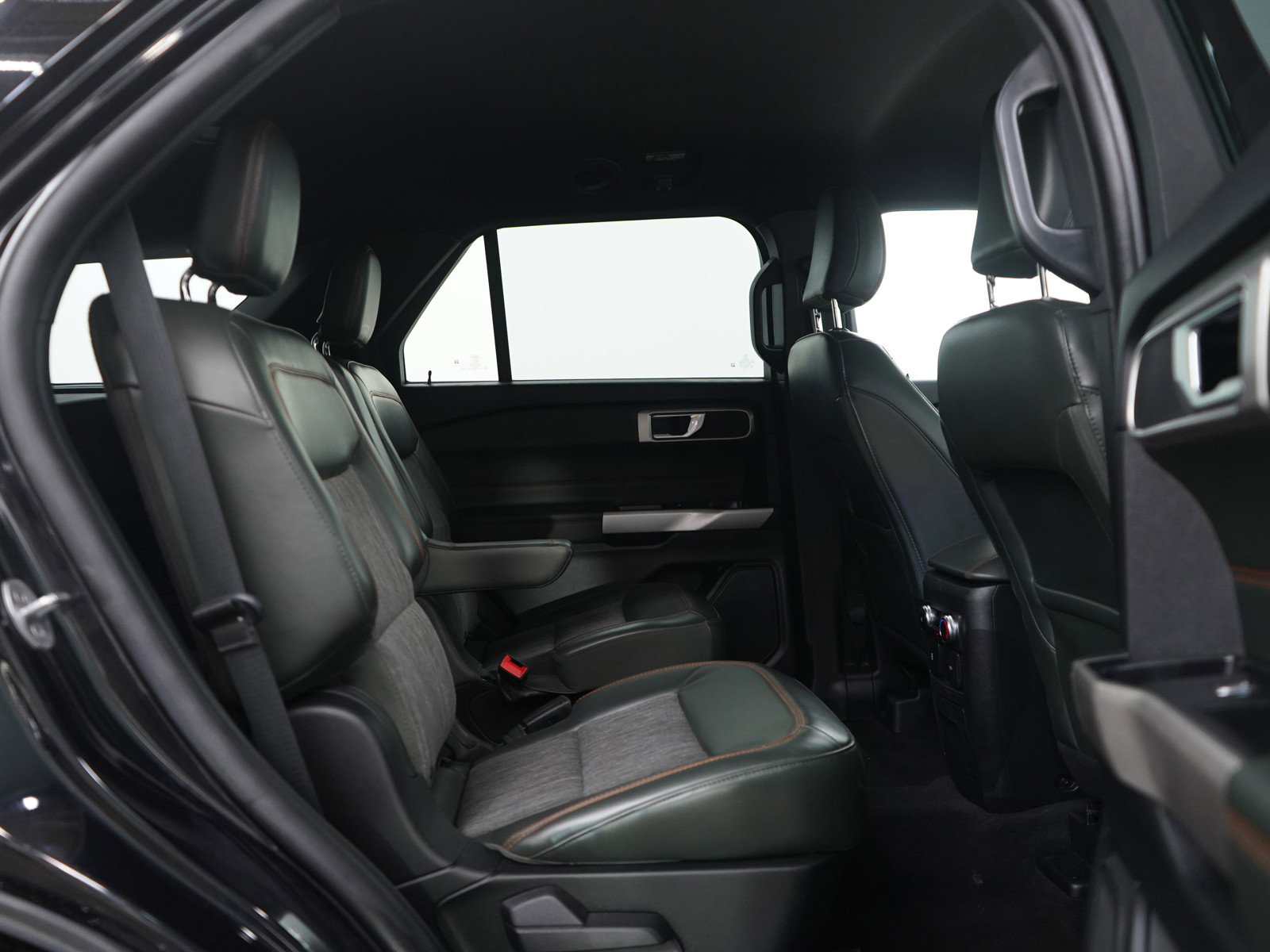 Used 2023 Ford Explorer Timberline image 13