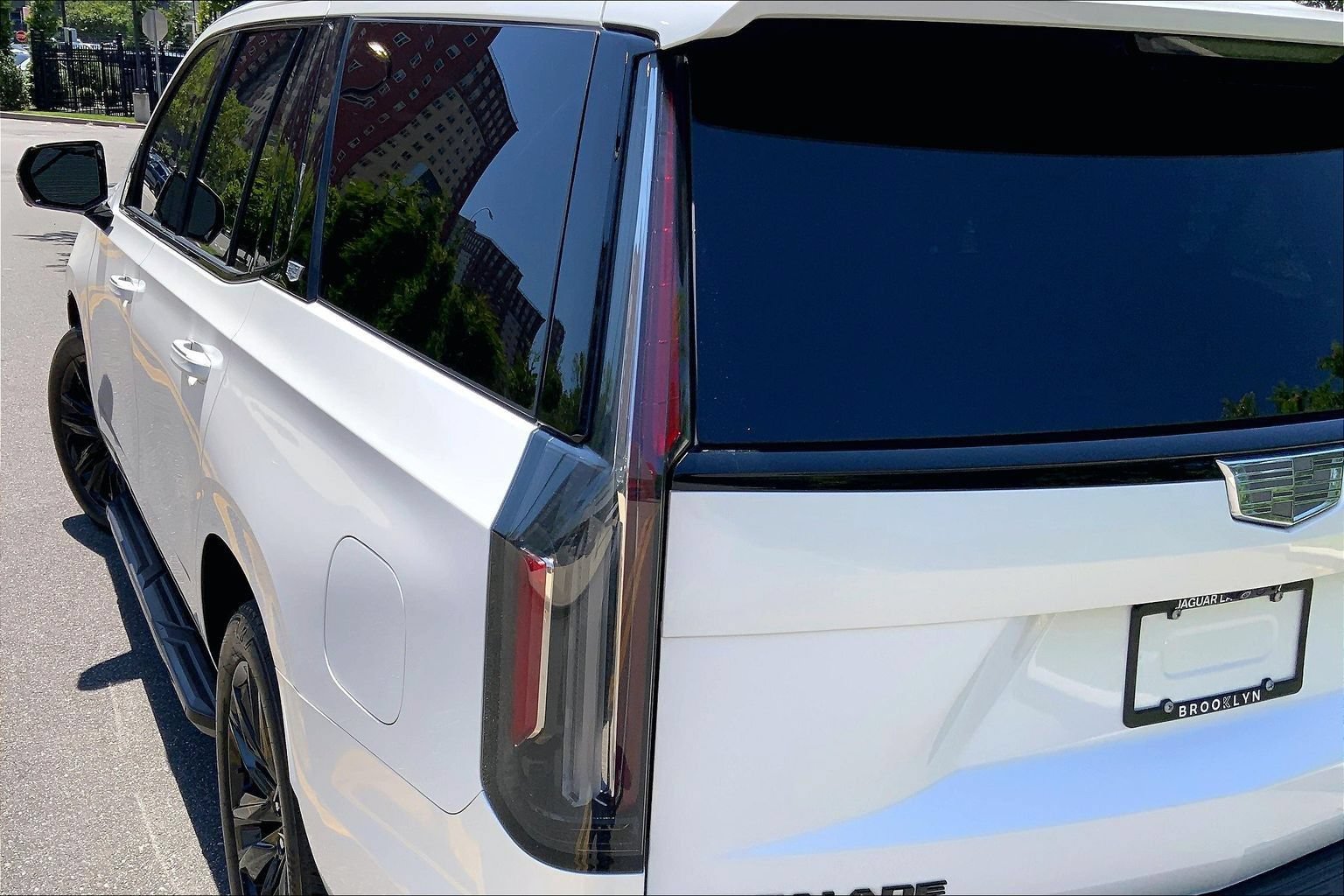 Used 2024 Cadillac Escalade Sport Platinum AWD/4WD image 28