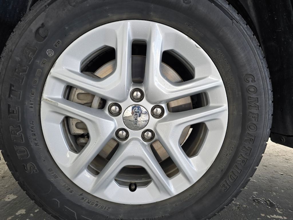 Used 2021 Jeep Compass Sport image 33