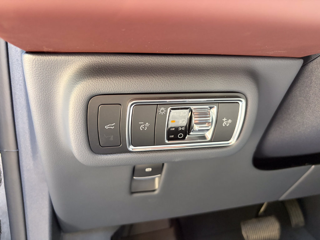 New 2026 Lincoln Nautilus Black Label AWD/4WD image 13