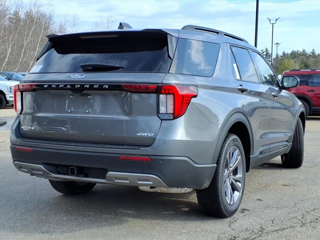 New 2026 Ford Explorer Active w/ Active Comfort Package image 5