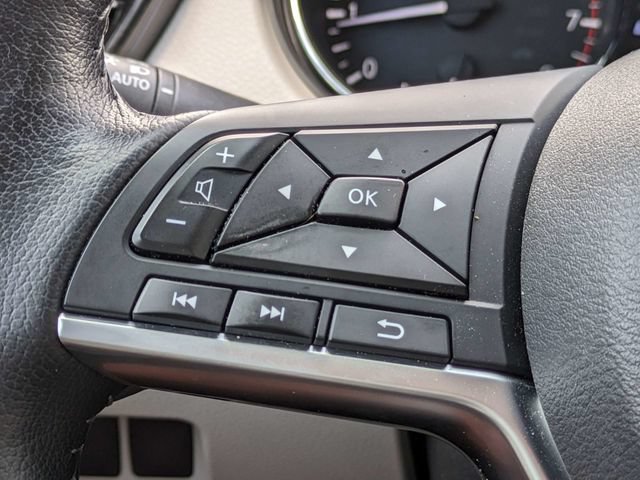 Used 2022 Nissan Rogue Sport SL FWD image 27