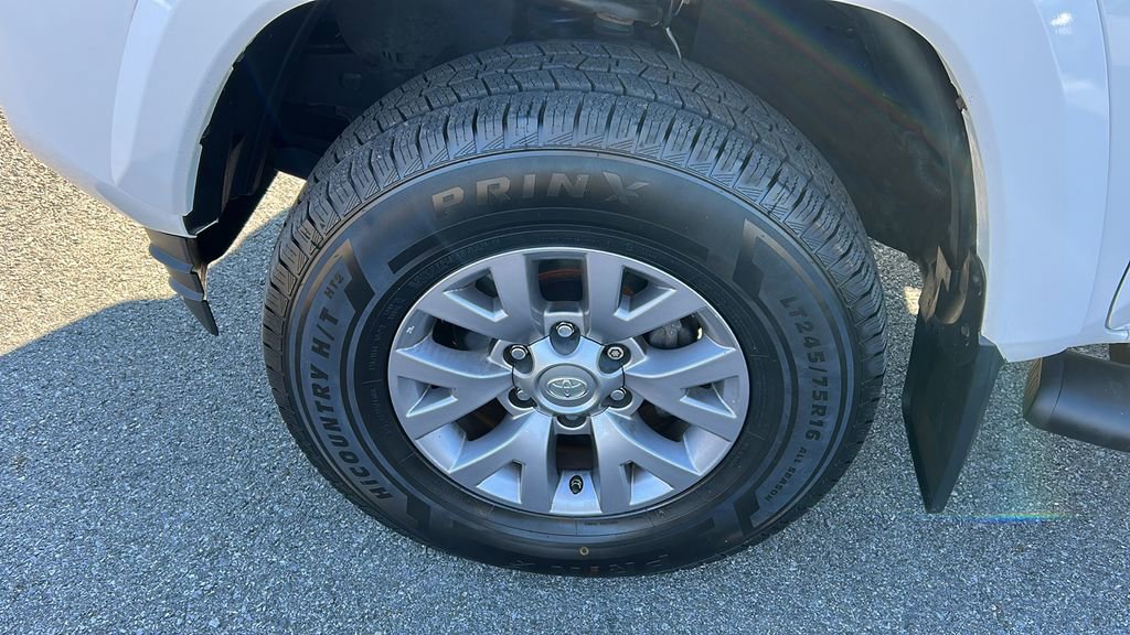 Used 2019 Toyota Tacoma SR5 image 5