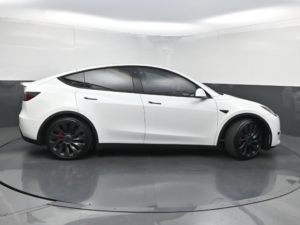Used 2022 Tesla Model Y Performance AWD/4WD image 41