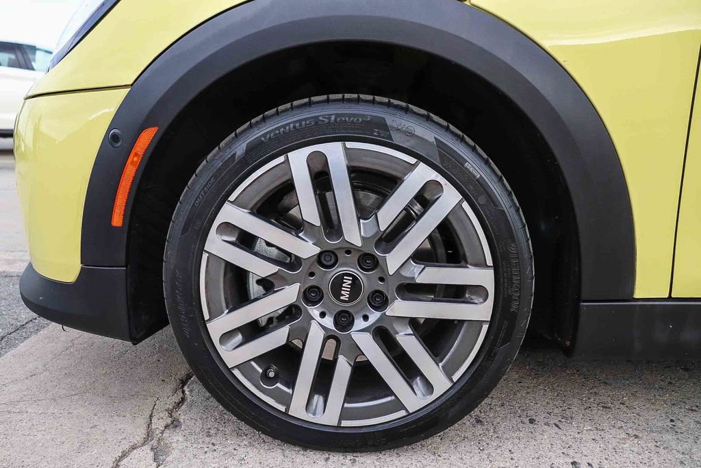 Used 2025 MINI Cooper S FWD image 14