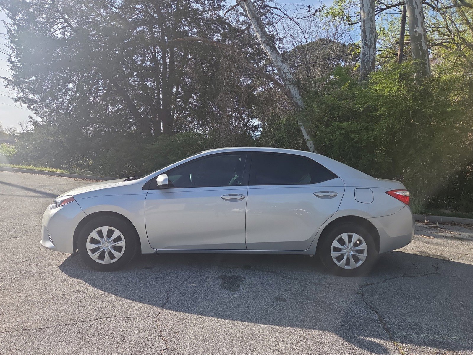 Used 2016 Toyota Corolla L image 2