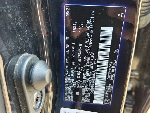 Used 2021 Toyota Highlander XLE AWD/4WD image 23