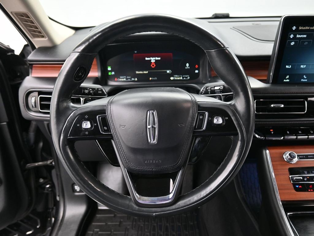 Used 2023 Lincoln Aviator Reserve w/ Equipment Group 201A image 13