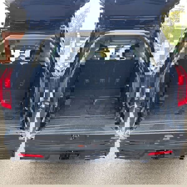 Used 2025 Ford Expedition Active AWD/4WD image 18