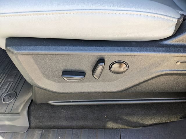 Used 2025 Ford F150 Lightning Flash image 23