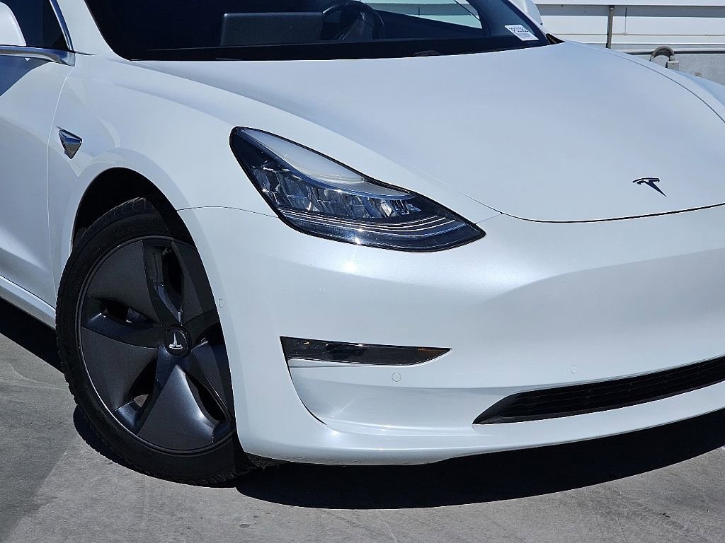 Used 2018 Tesla Model 3 Performance image 5