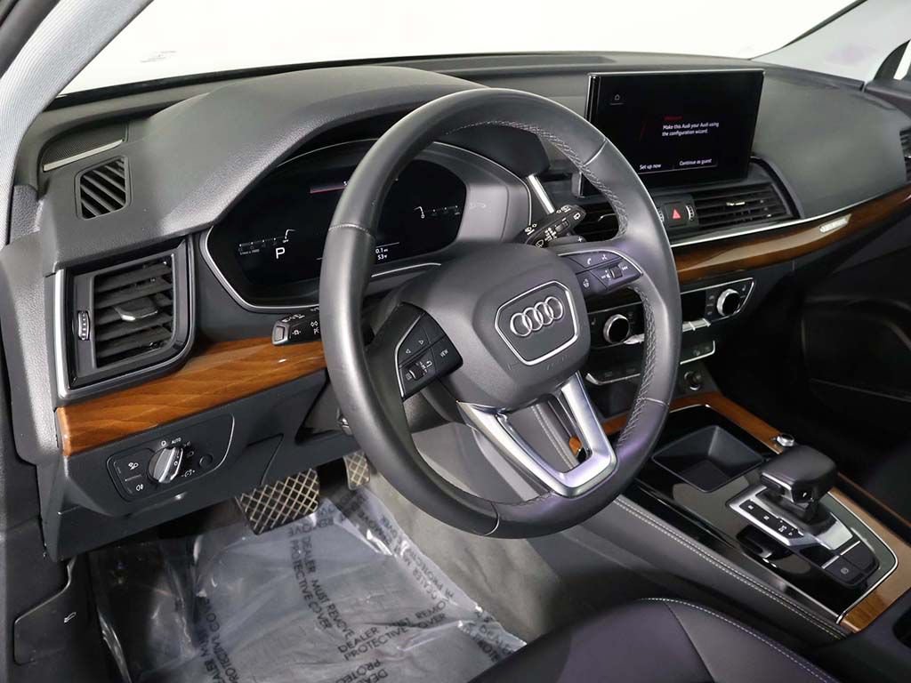 Used 2023 Audi Q5 2.0T Premium Plus w/ Premium Plus Package AWD/4WD image 29