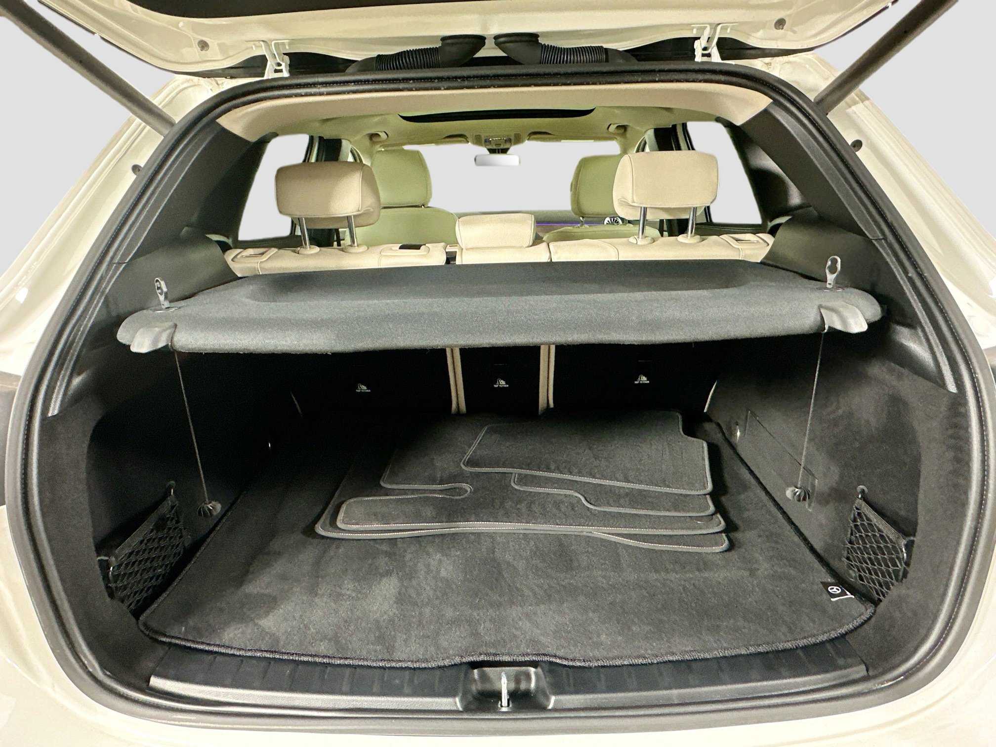 Certified 2023 Mercedes-Benz GLA 250 4MATIC w/ Premium Package image 34