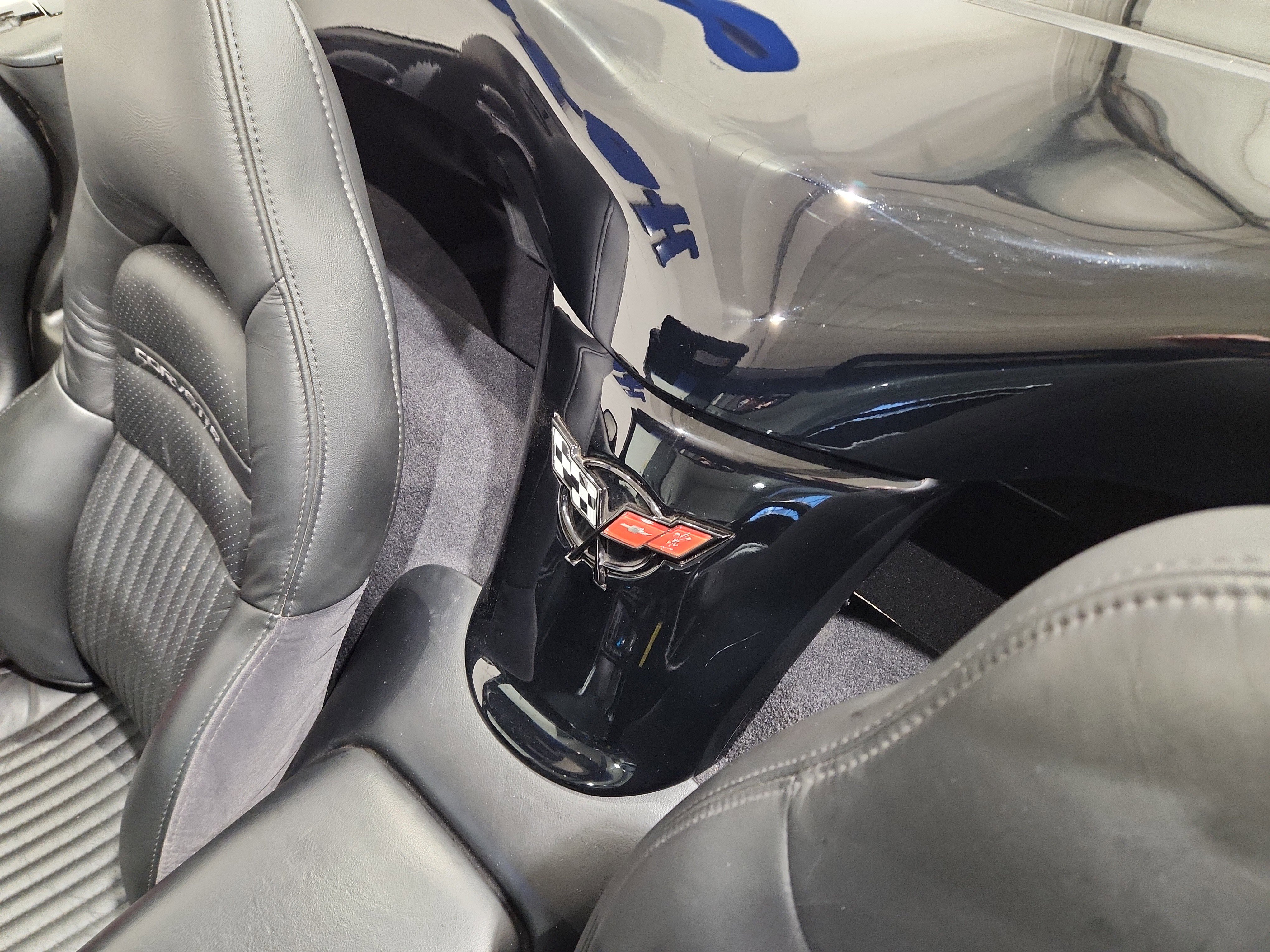 Used 2002 Chevrolet Corvette w/ Preferred Equipment Group2 image 19