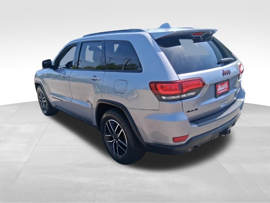 Used 2020 Jeep Grand Cherokee Trailhawk AWD/4WD image 3