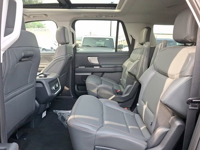 New 2025 Ford Expedition Max Active AWD/4WD image 6