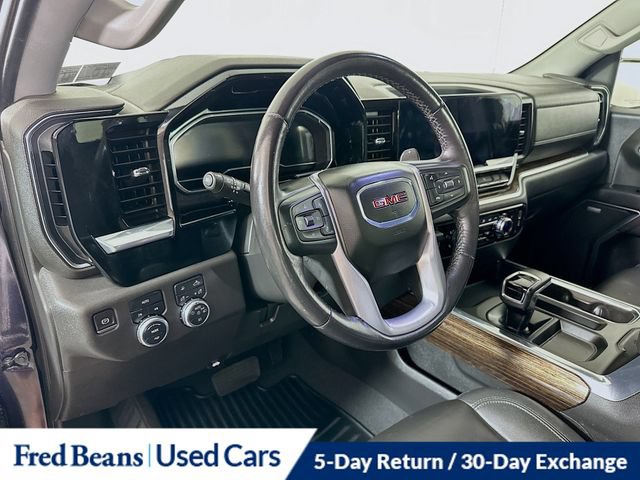Used 2022 GMC Sierra 1500 Elevation w/ Elevation Premium Package AWD/4WD image 14