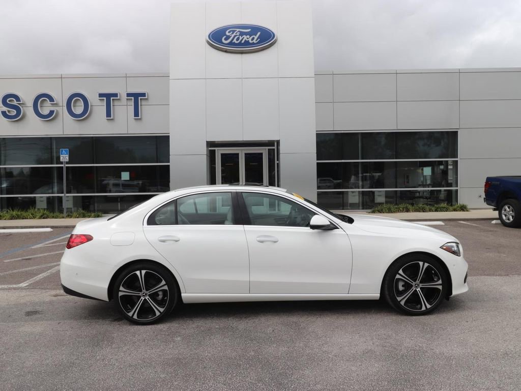 Used 2024 Mercedes-Benz C 300 Sedan image 16