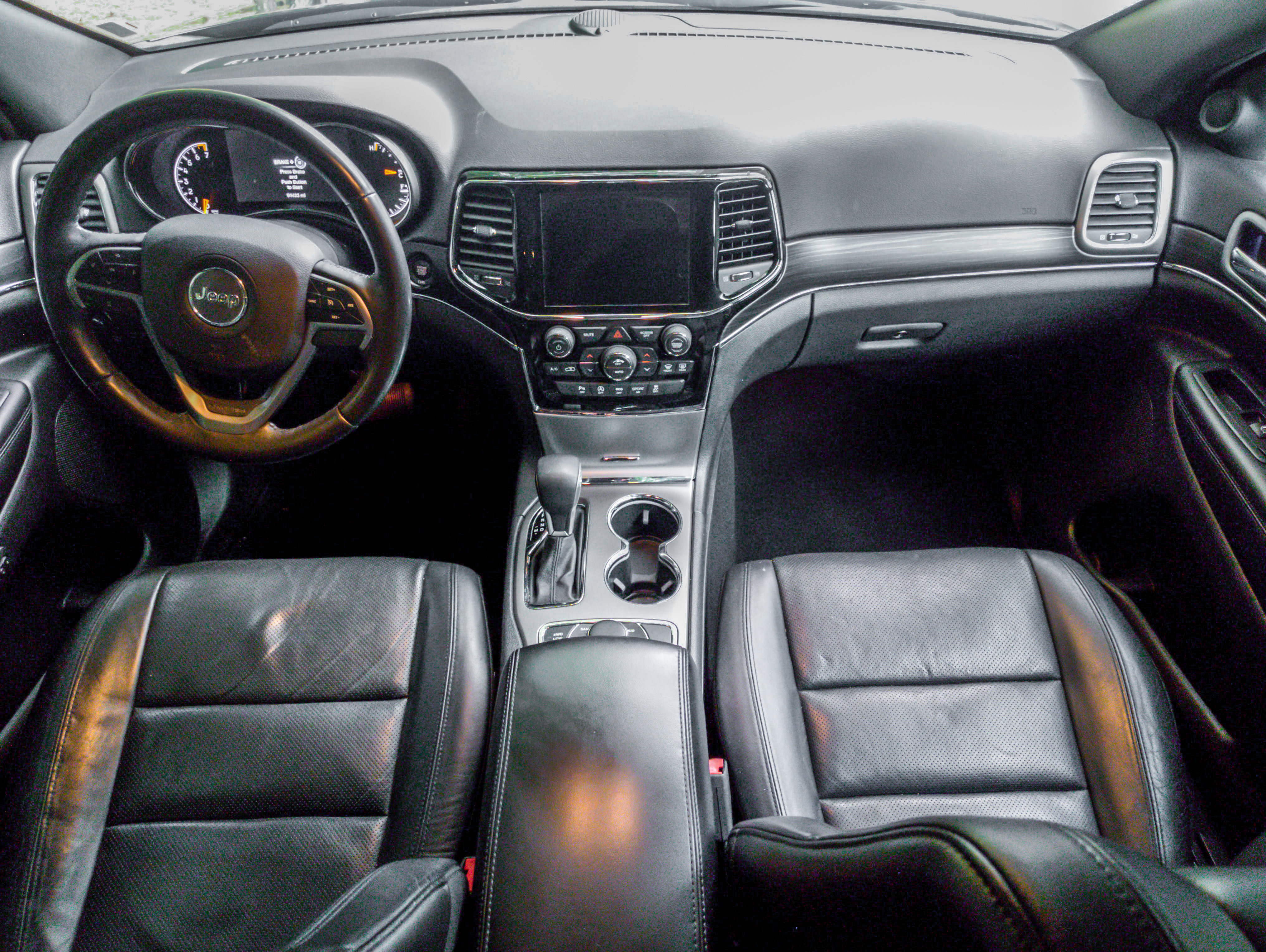 Used 2019 Jeep Grand Cherokee Limited w/ Luxury Group II image 5