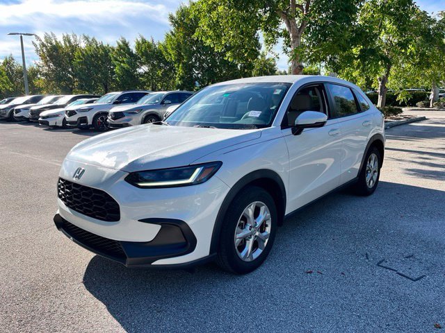 Certified 2024 Honda HR-V LX image 3