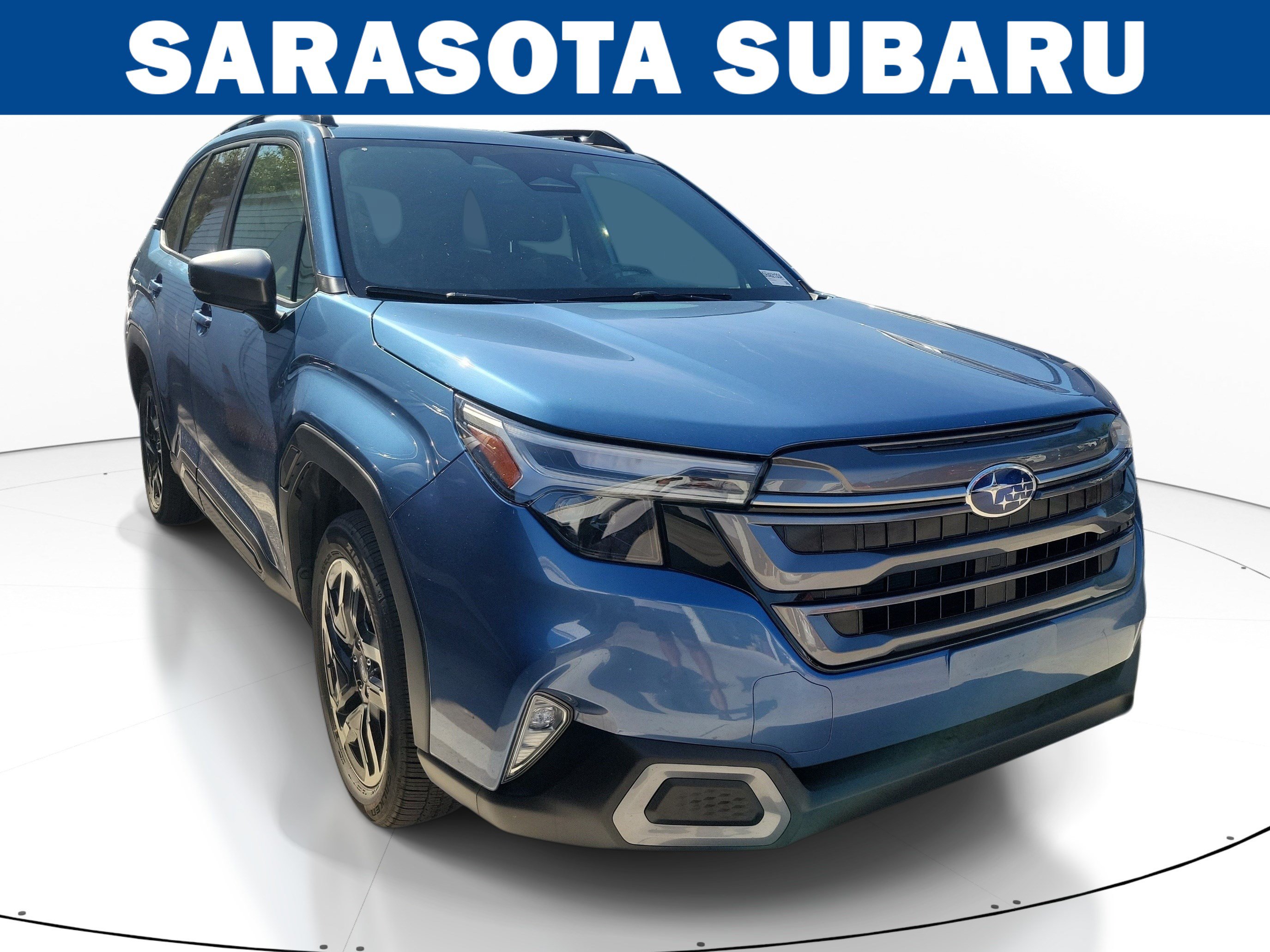 Used 2025 Subaru Forester Limited AWD/4WD image 1