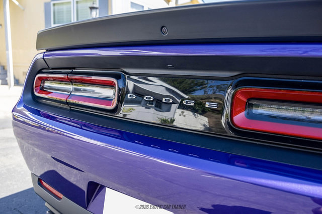 Used 2016 Dodge Challenger SRT Hellcat RWD image 49