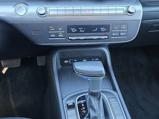 Used 2025 Hyundai Kona SEL FWD image 30