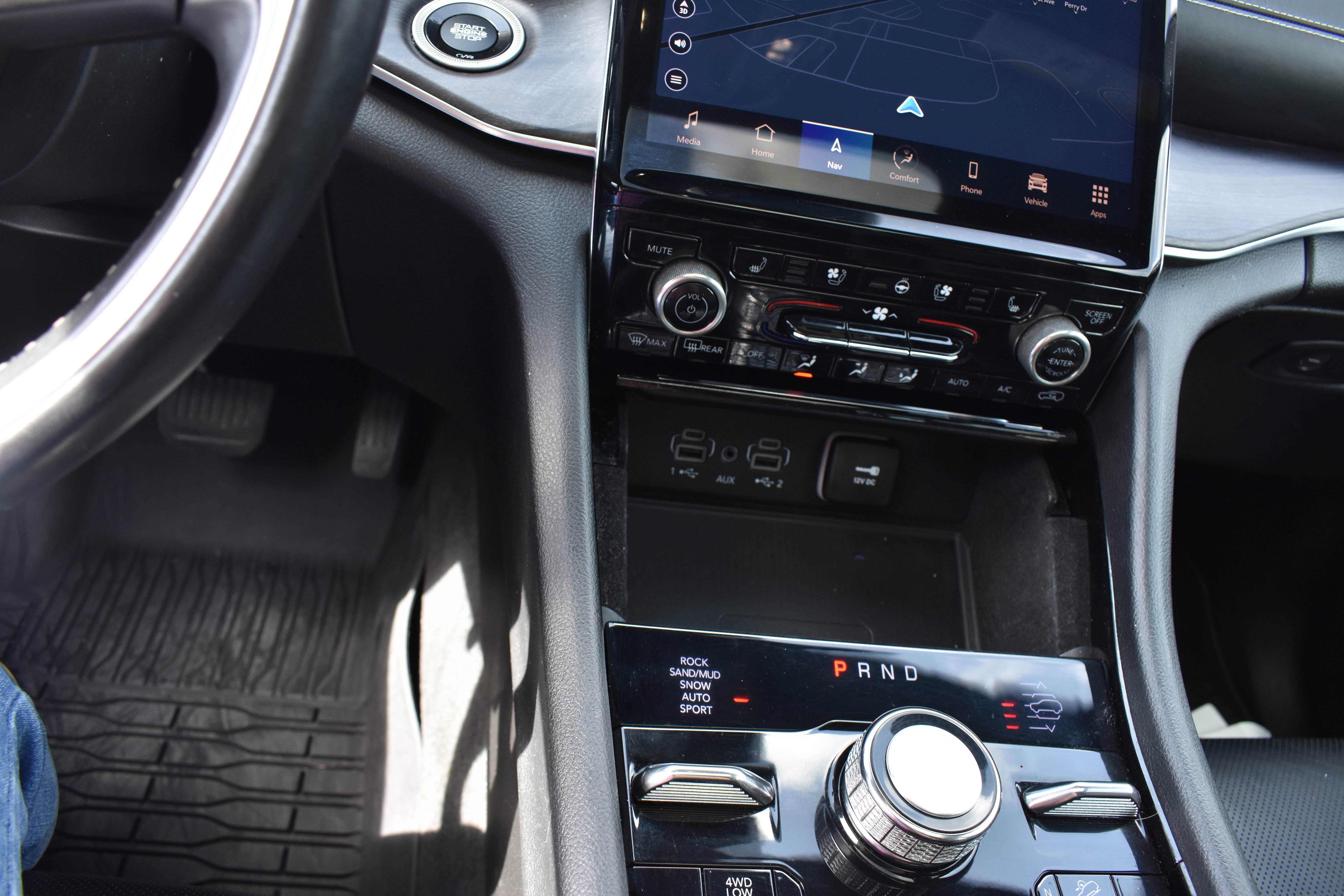 Used 2021 Jeep Grand Cherokee L Overland w/ Luxury Tech Group IV image 20