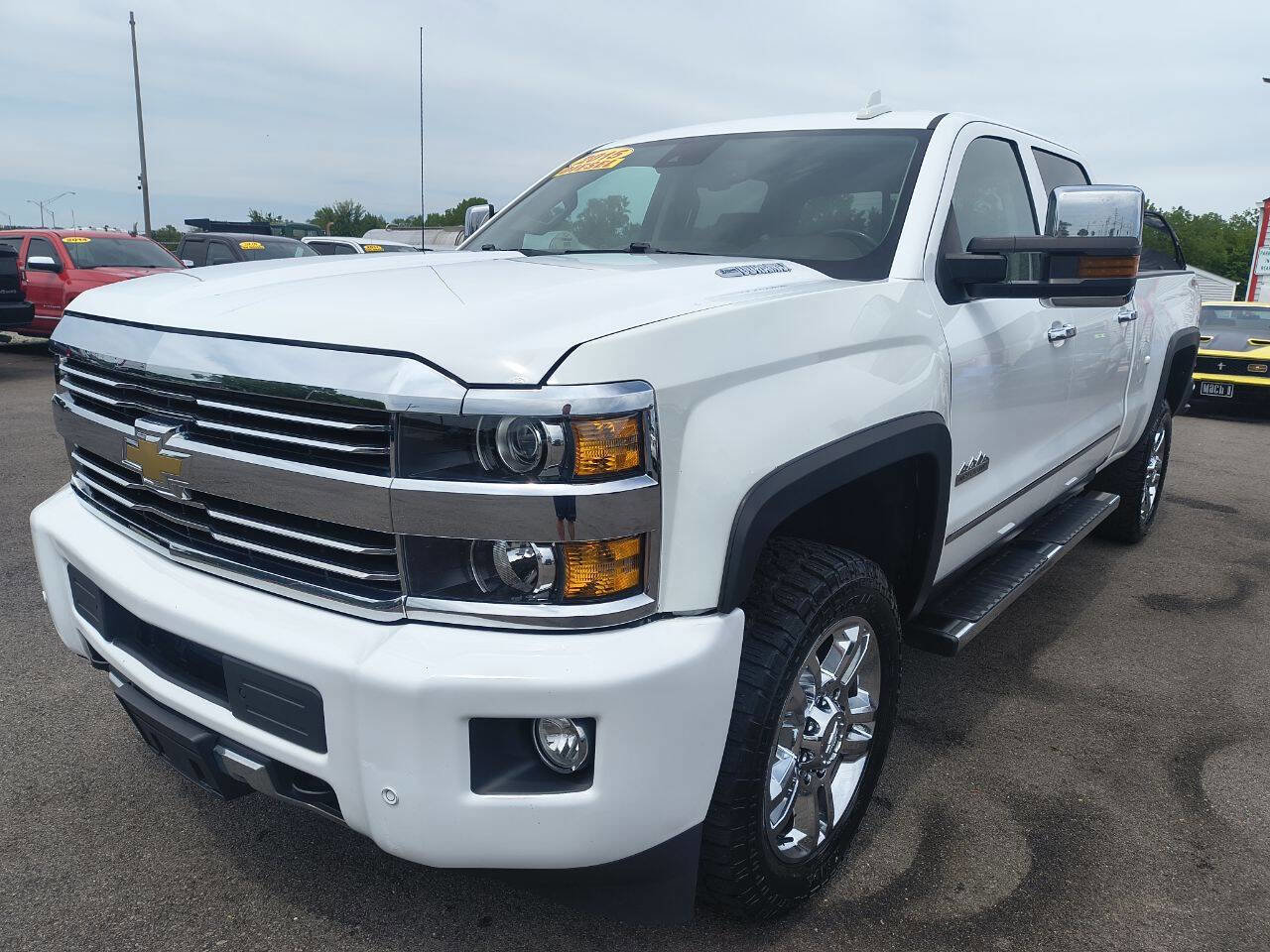 Used 2015 Chevrolet Silverado 2500 High Country w/ Duramax Plus Package image 2