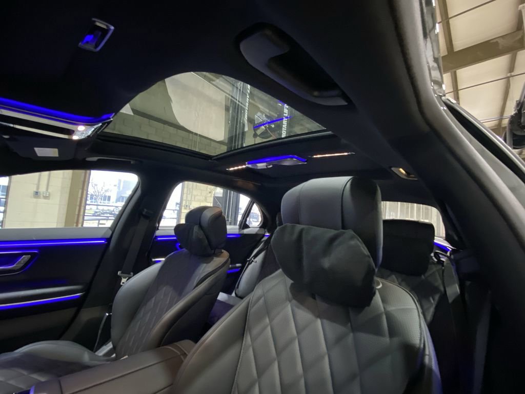 New 2026 Mercedes-Benz S 580e 4MATIC Sedan image 15