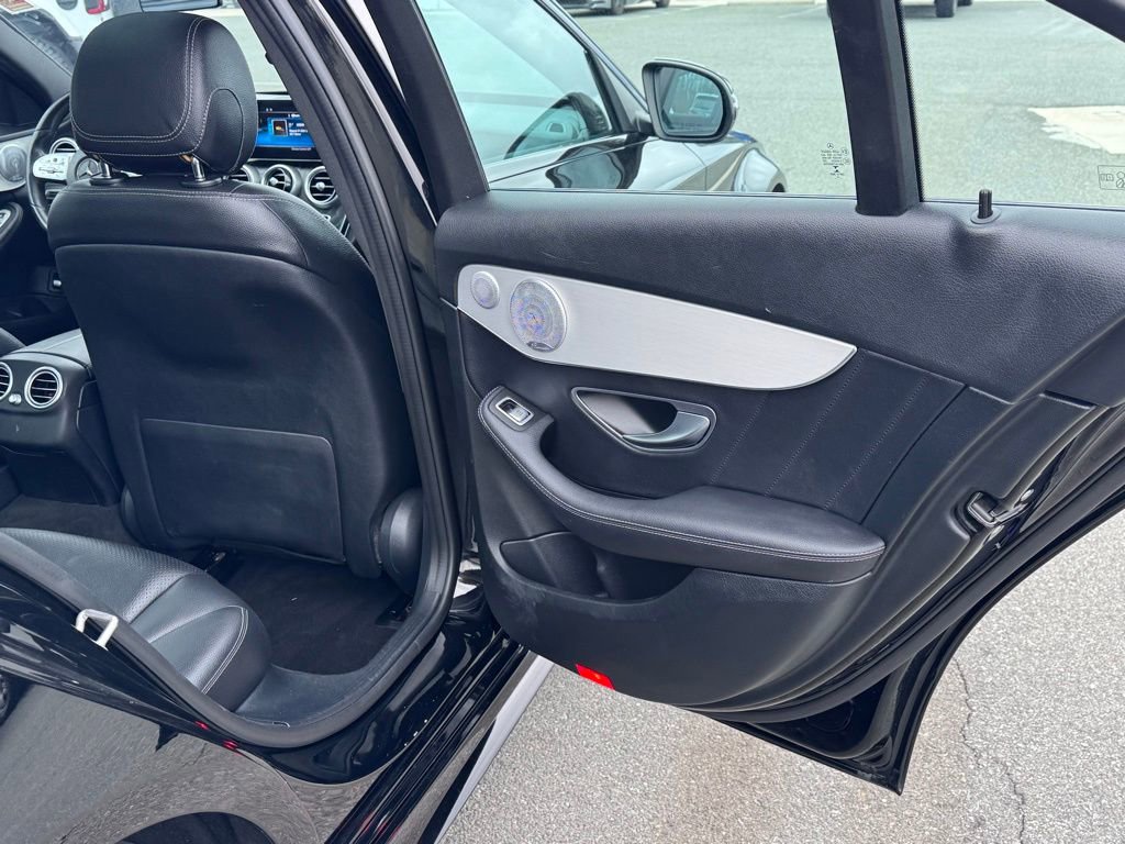 Used 2020 Mercedes-Benz C 300 Sedan image 16