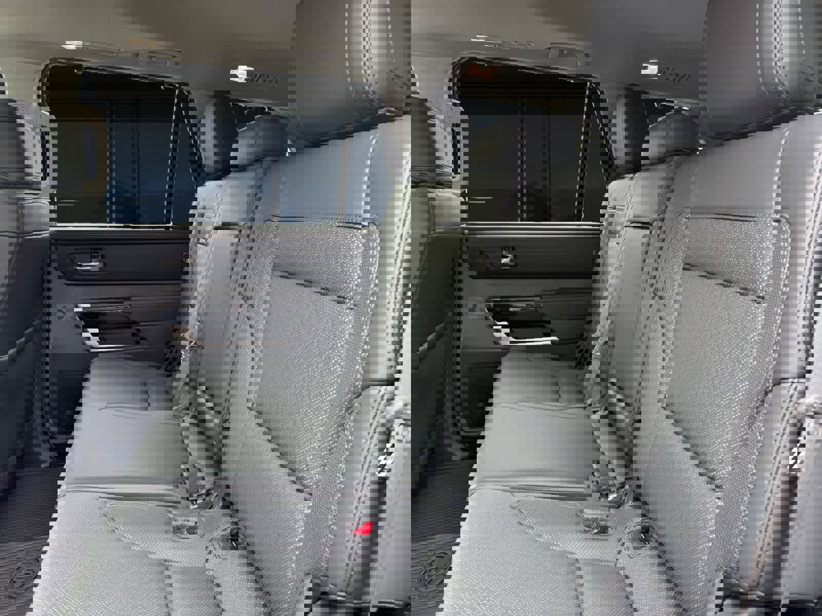 Used 2023 Toyota Sequoia Limited image 16