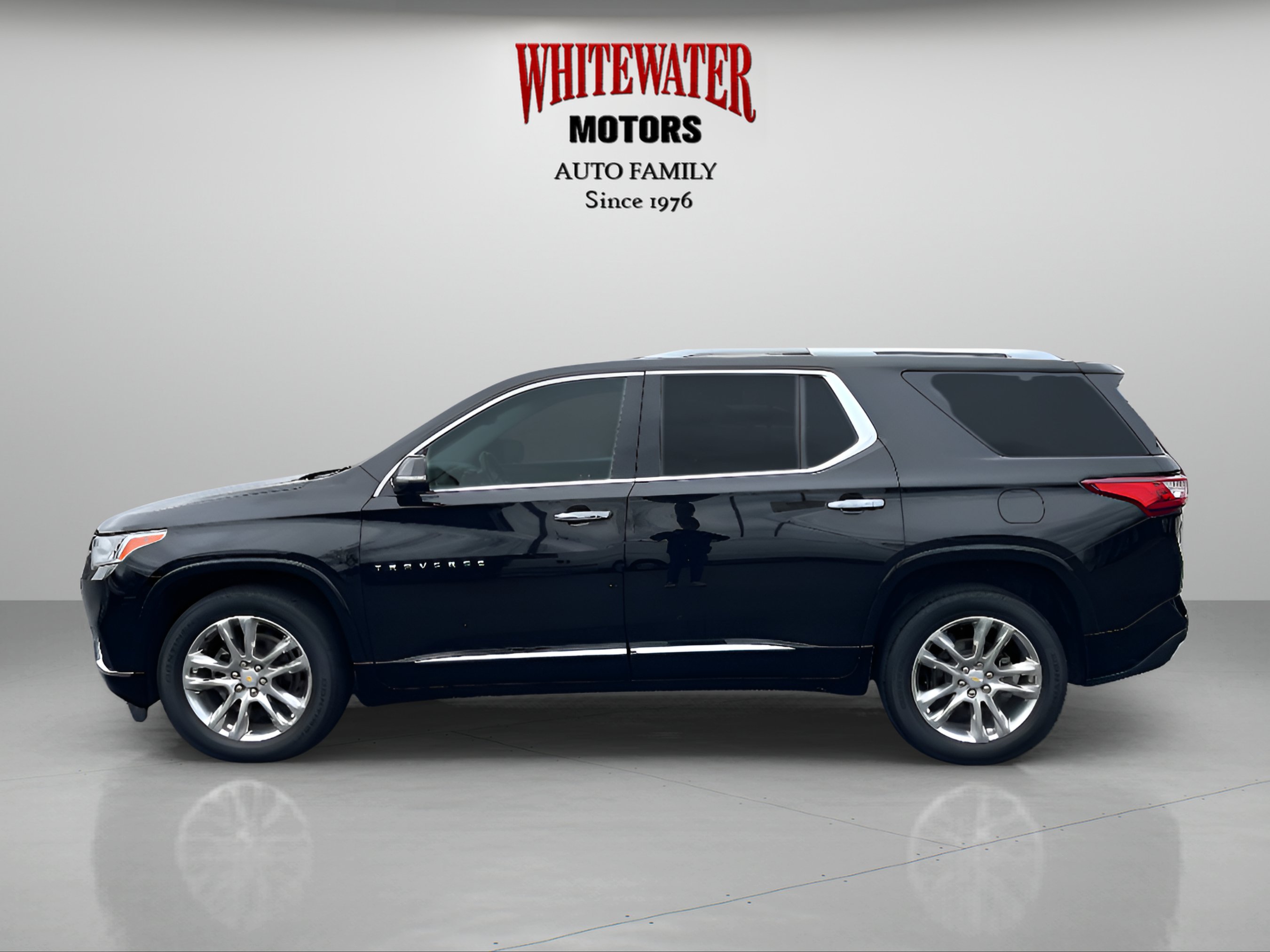 Used 2019 Chevrolet Traverse High Country AWD/4WD image 2
