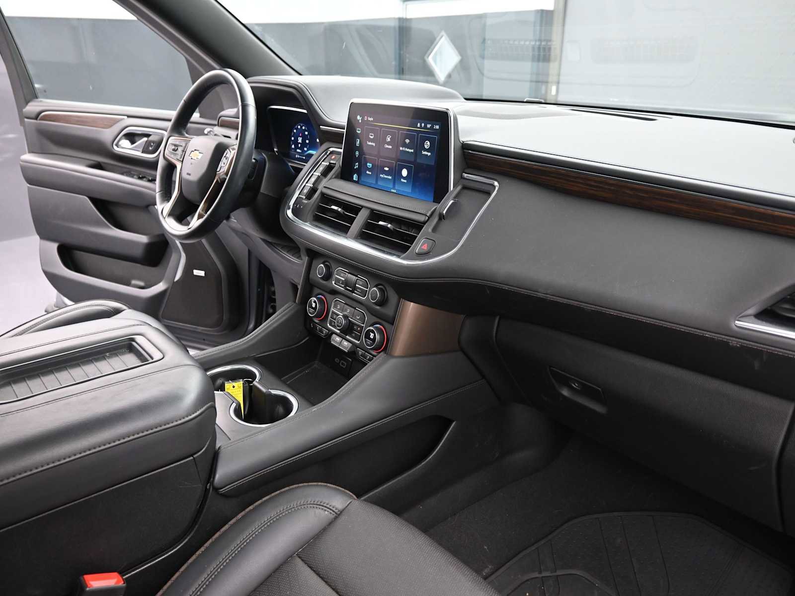 Used 2024 Chevrolet Tahoe High Country w/ Max Trailering Package image 31