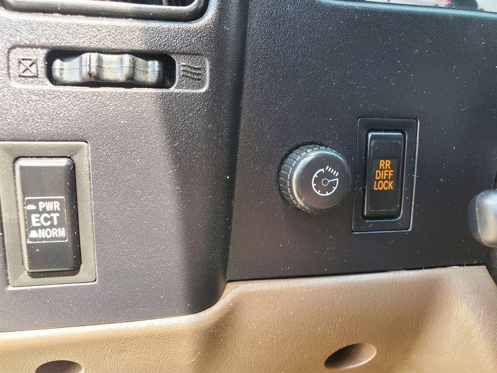 Used 2003 Toyota Tacoma SR5 image 18