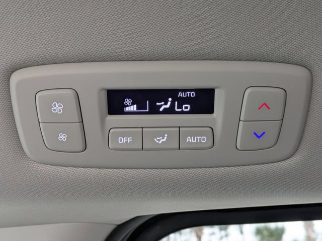 New 2026 Kia Carnival FWD image 17
