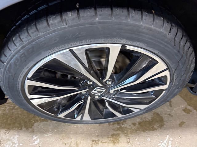 Used 2017 Honda Accord EX image 18