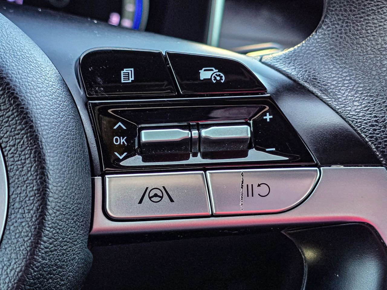 Used 2024 Hyundai Santa Cruz SEL image 26