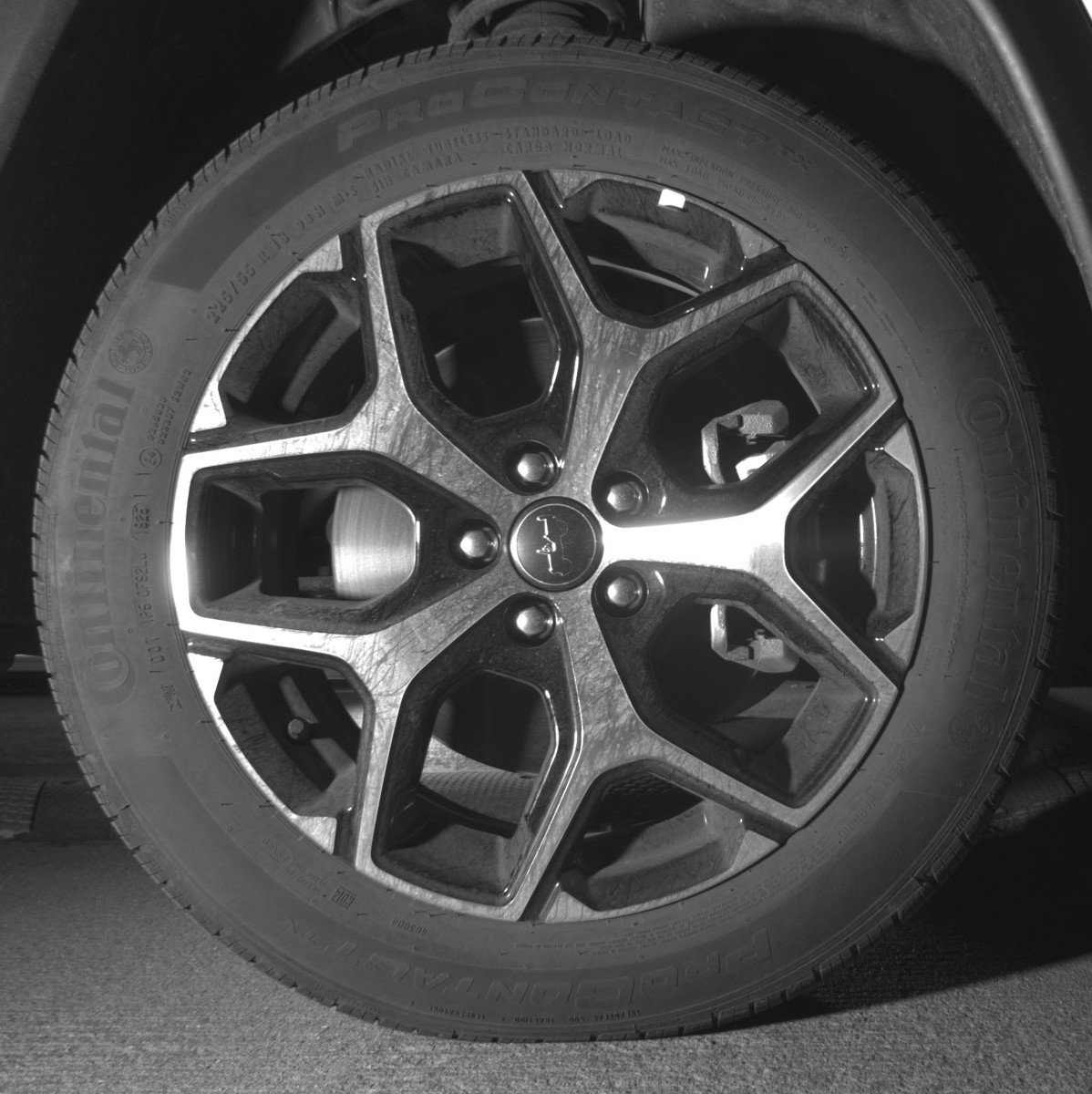 Used 2025 Jeep Compass Limited image 13