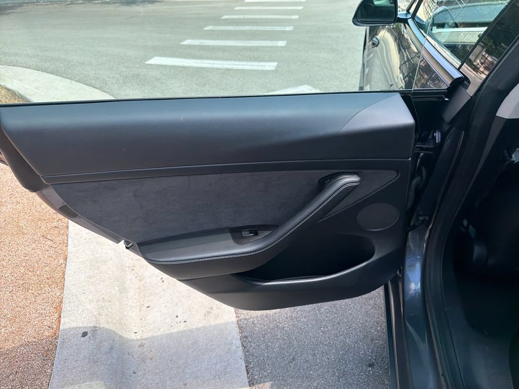 Used 2023 Tesla Model 3 Standard Range RWD image 32