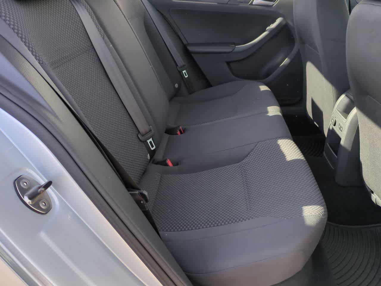 Used 2014 Volkswagen Jetta S image 19
