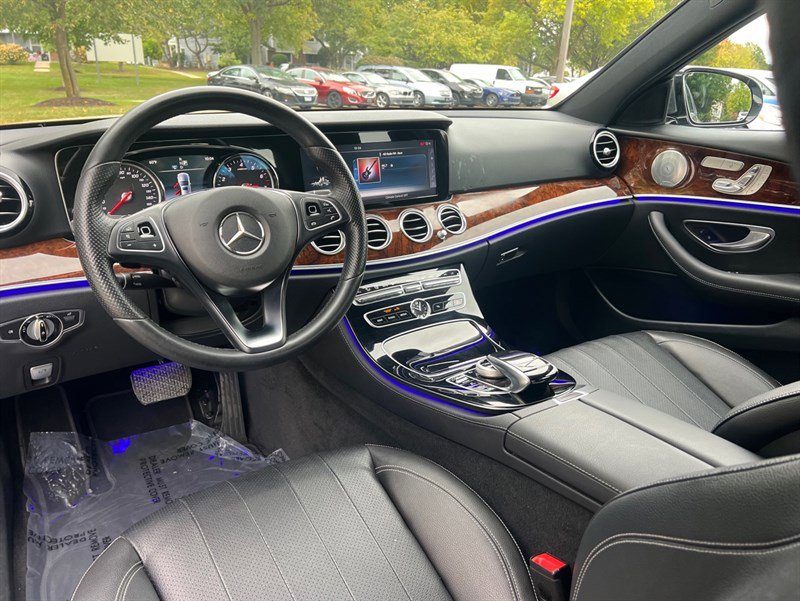 Used 2017 Mercedes-Benz E 300 4MATIC image 16