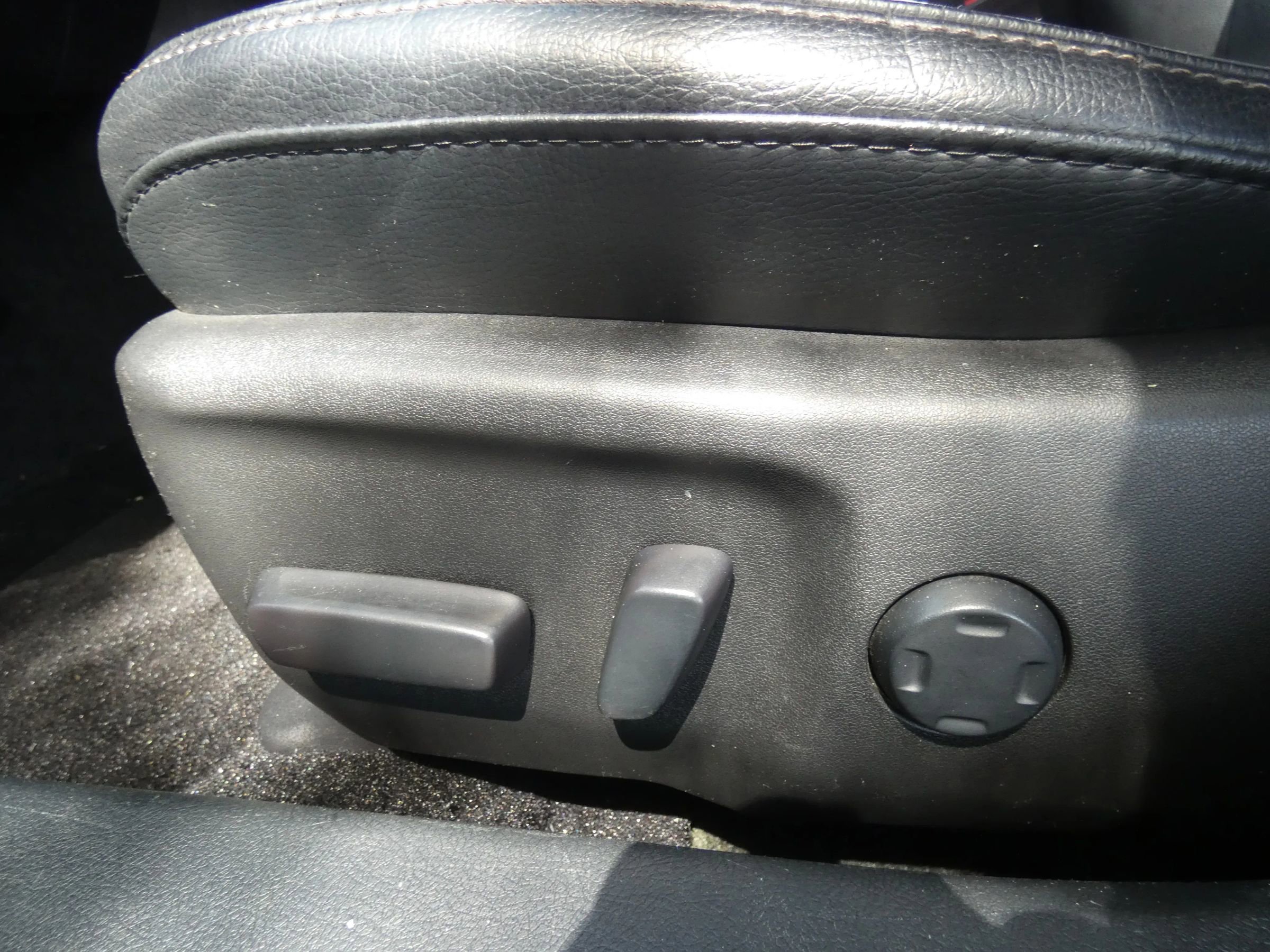 Used 2018 Toyota Avalon XLE image 52