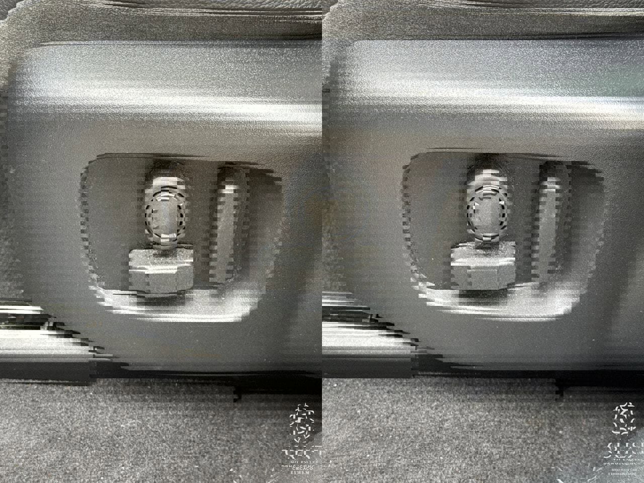 Used 2020 Land Rover Range Rover Velar R-Dynamic S AWD/4WD image 11