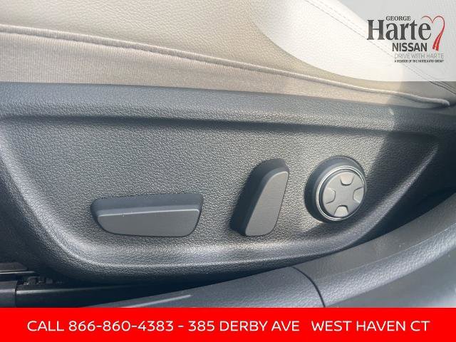 Used 2024 Genesis G70 2.5T image 26