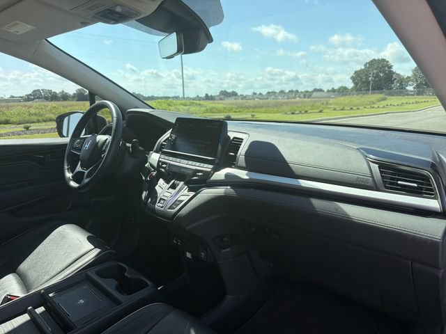 Used 2025 Honda Odyssey Touring image 16