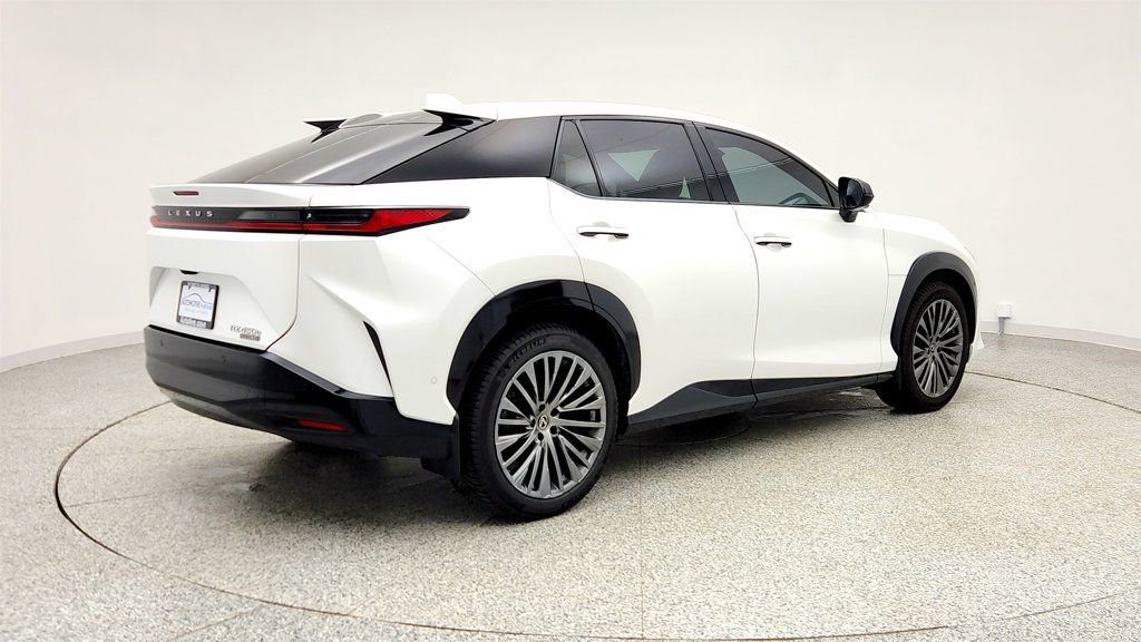 Used 2023 Lexus RZ 450e Premium w/ Accessory Package (2T) image 5